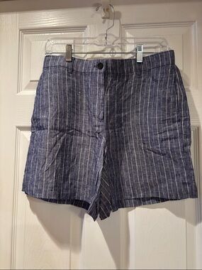 J.Crew - size M - shorts